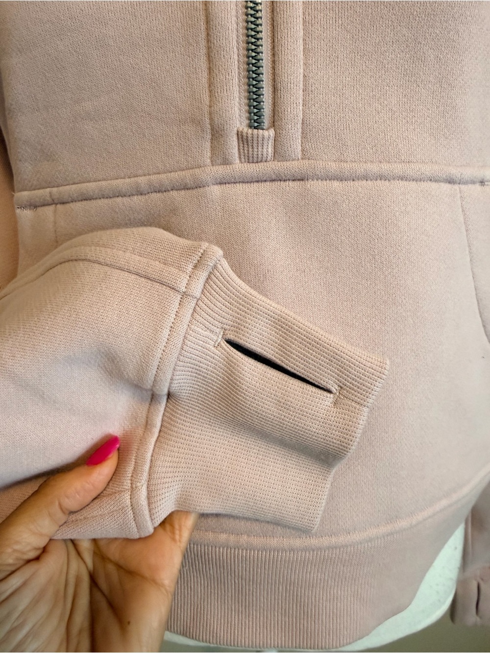 NWT Lululemon waist length oversized hooded scuba size xs/s porcelain pink - Picture 10 of 13